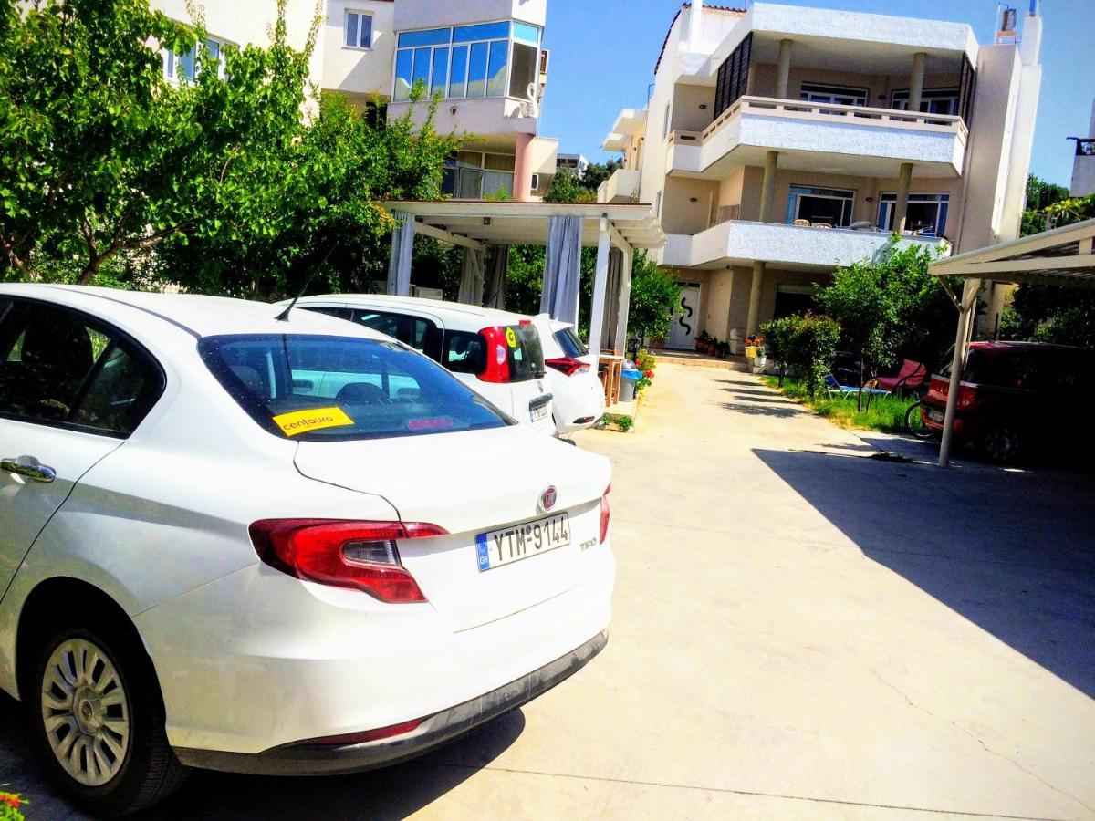 Menelaos Apartments Adelianos Kampos Dış mekan fotoğraf